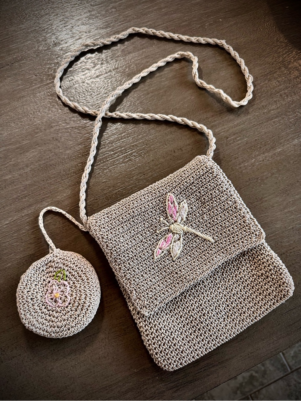 Vintage Woven Crossbody Bag Embroidered Dragonfly Coin Purse Beige Pink